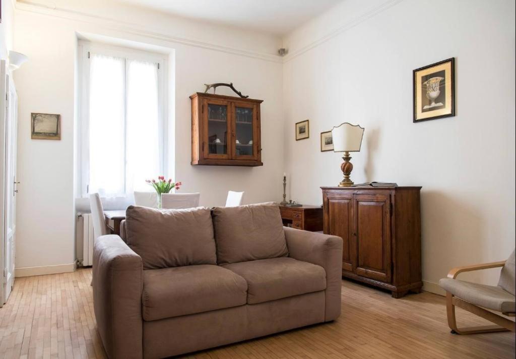 Joivy Classic Flat Near Basilica Di Sant'Ambrogio Daire Milano Dış mekan fotoğraf